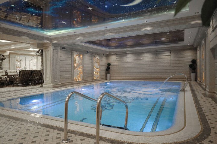 Pool 43 of 67