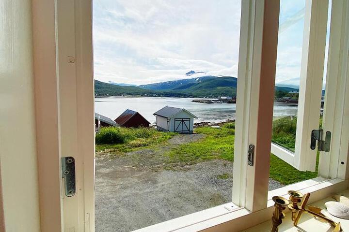 General 24 of 41