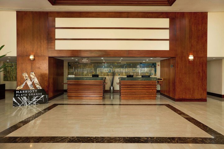 Hotel Interior 16 of 153