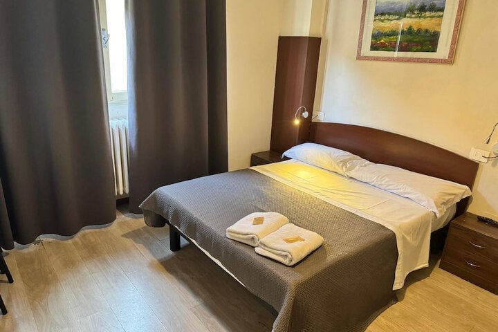 Room 28 of 43