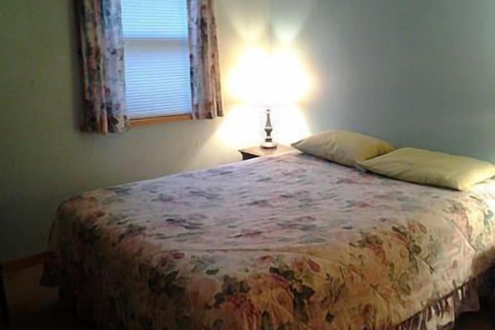 Room 7 of 84