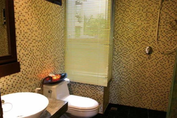 Room 10 of 23
