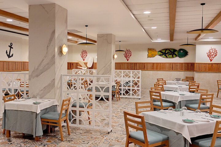 Dining 179 of 259