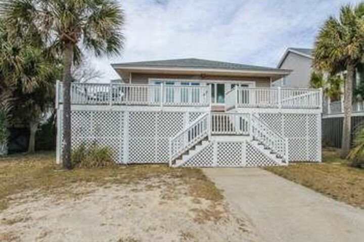 Photo of Ocean Boulevard 511 by RedAwning