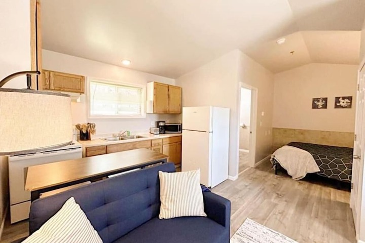 Room 15 of 23