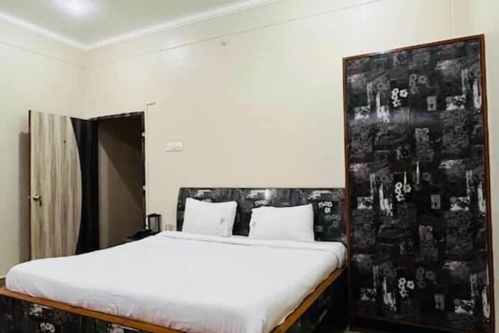 Jai Maa Durga Hotel