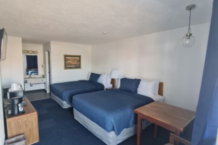 Room 8 of 22