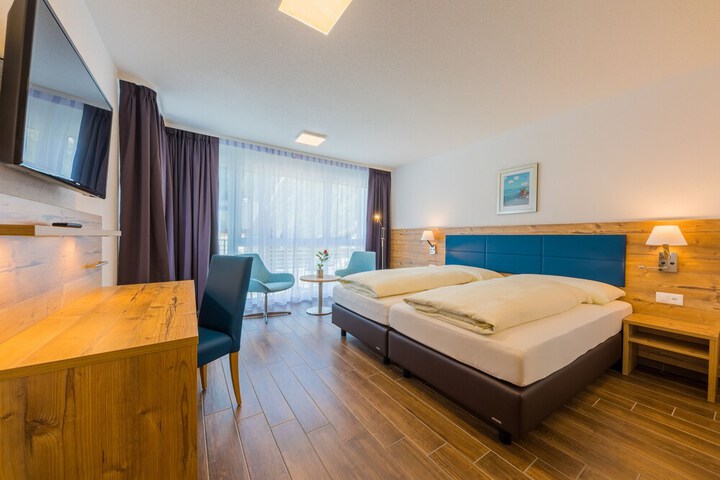 Room 15 of 87
