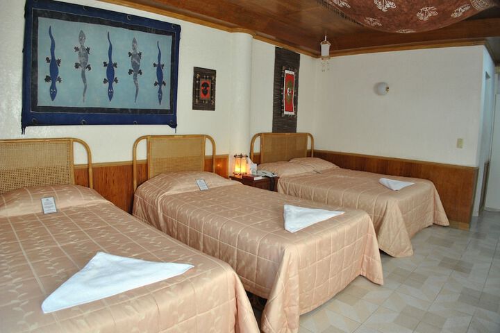 Room 7 of 61