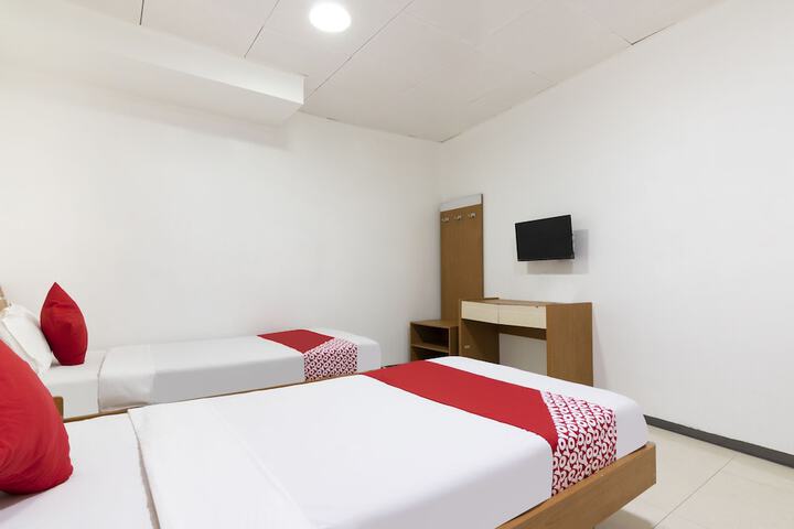 Room 4 of 31