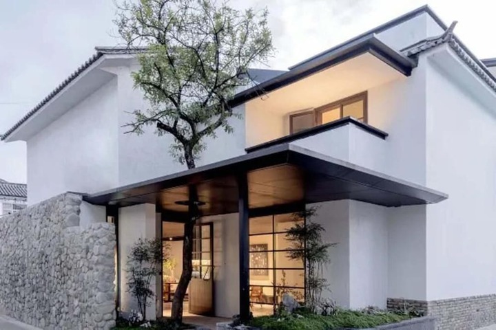 Dali Ancient City Xishan Designer Hotel
