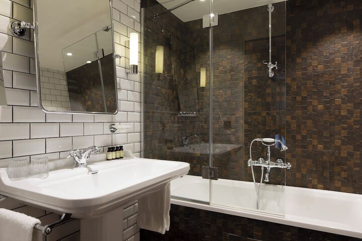 Bath Interior
