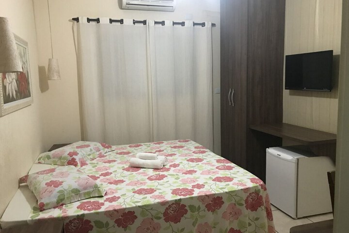 Room 6 of 32