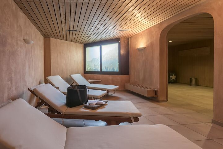 Spa 14 of 35