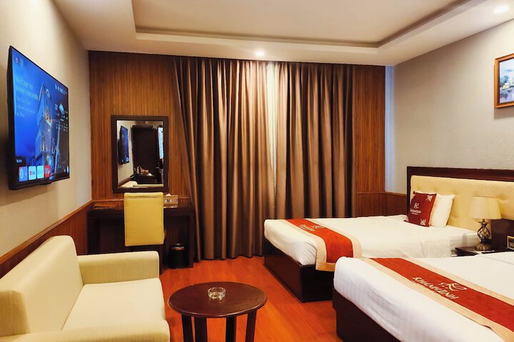 Room 13 of 46