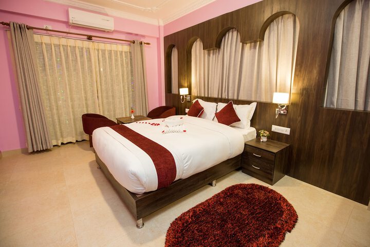 Room 16 of 39
