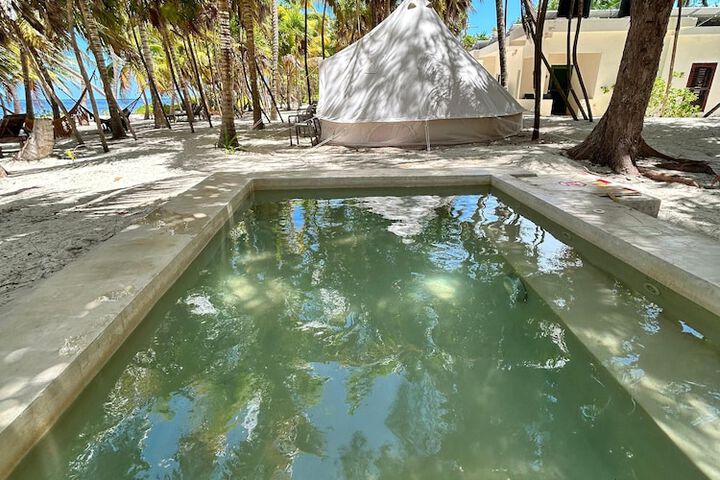 Pool 51 of 134