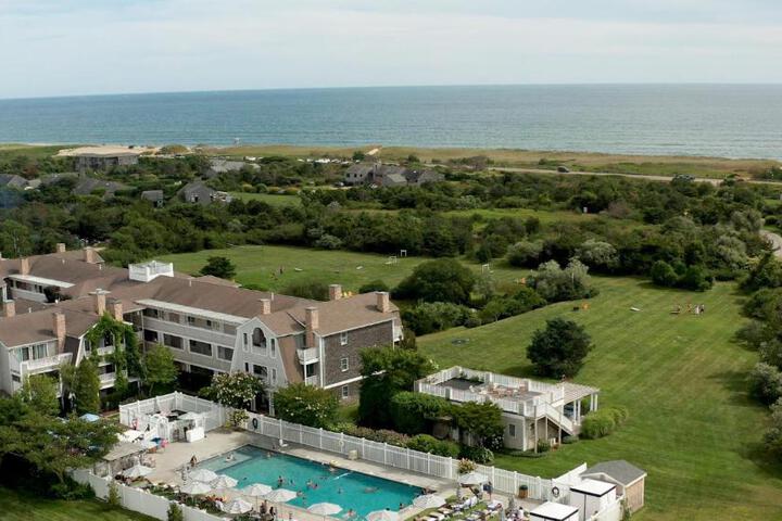 Image of Winnetu Oceanside Resort at South Beach