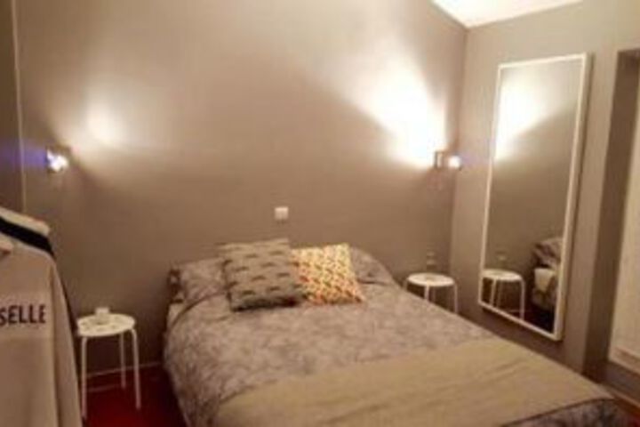 Room 7 of 34