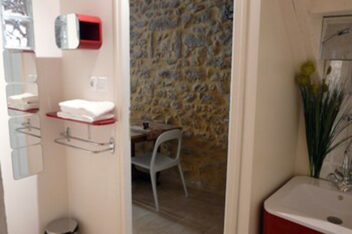 Room 5 of 23