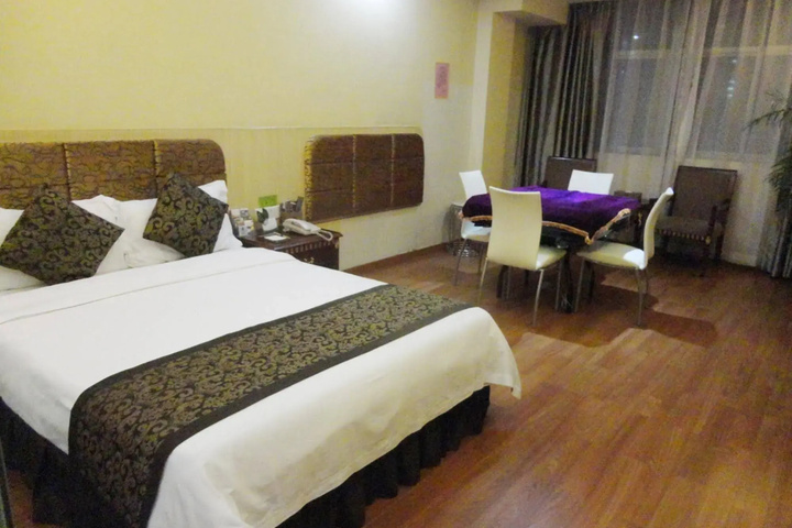 Meijng Bay Hotel