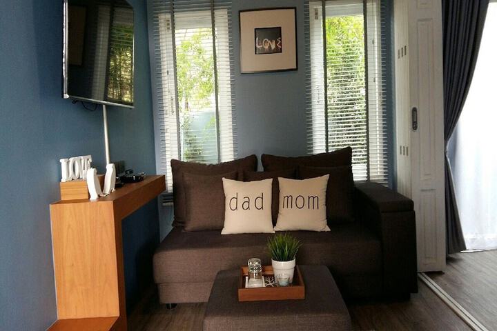 Room 8 of 34