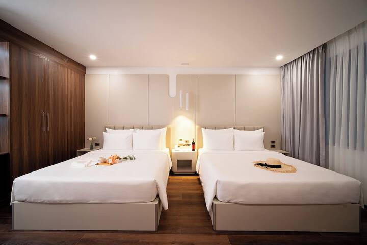 Room 8 of 50
