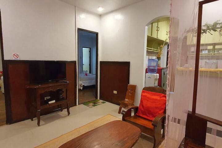 Room 8 of 141