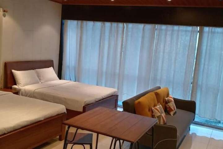 Room 6 of 20