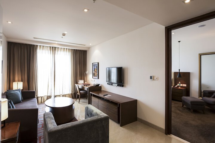 Room 15 of 60