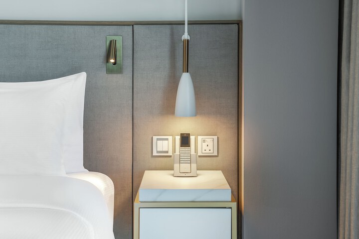 Room 25 of 70
