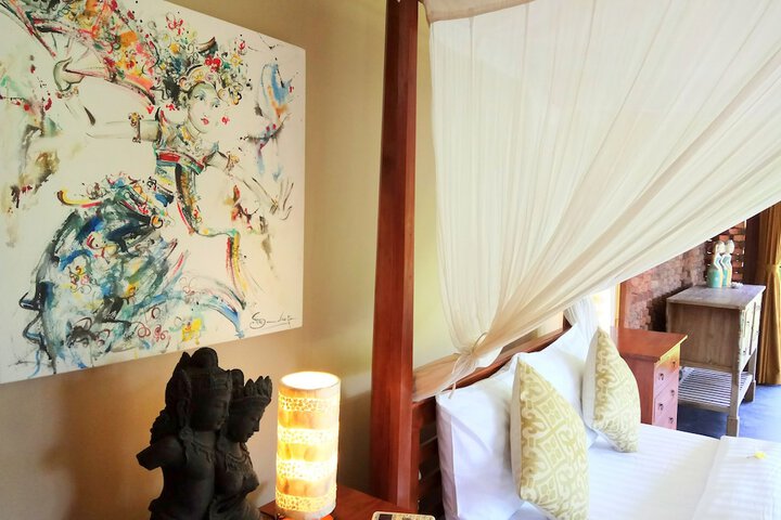 Room 10 of 15