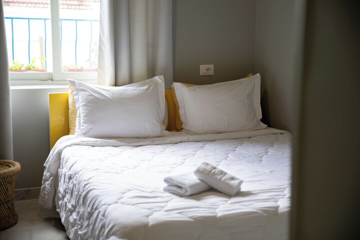 Room 13 of 90