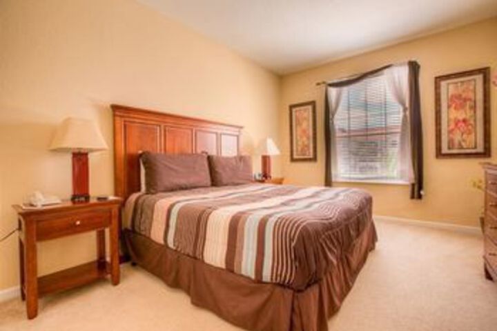 5049 Shoreway Loop #301