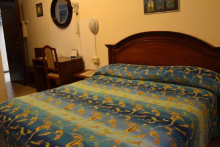 Room 14 of 47