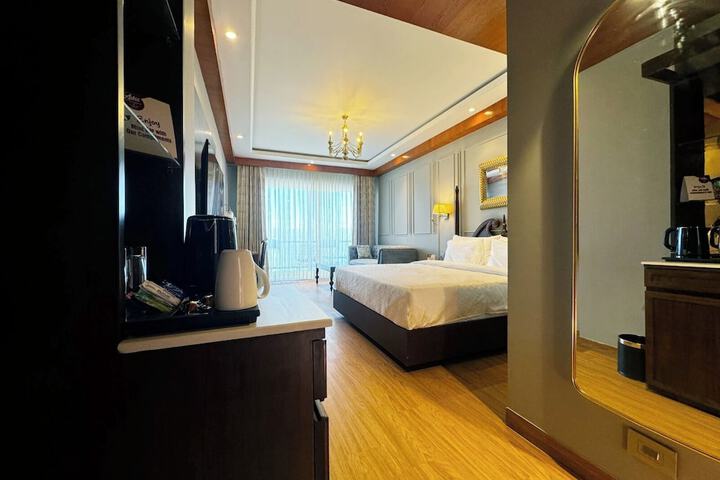 Room 14 of 72