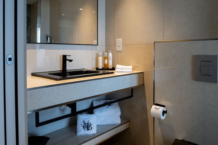 Room 61 of 109
