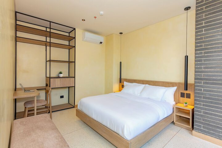 Room 5 of 45