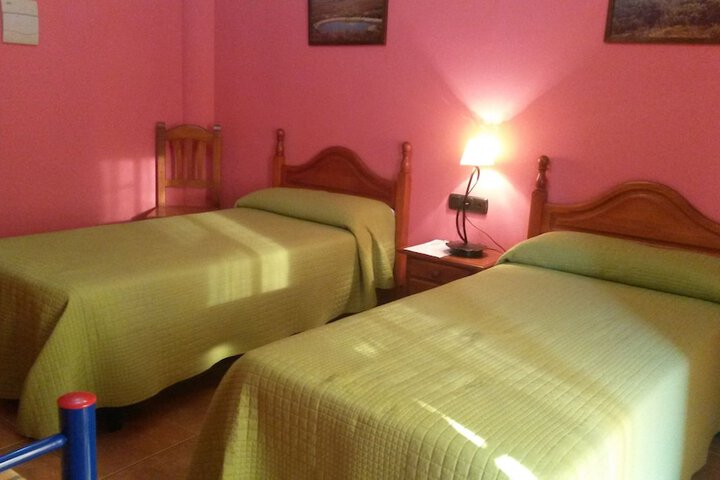Room 2 of 58