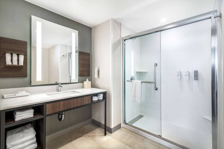 Bathroom shower