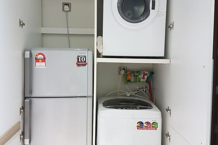 Room 8 of 36