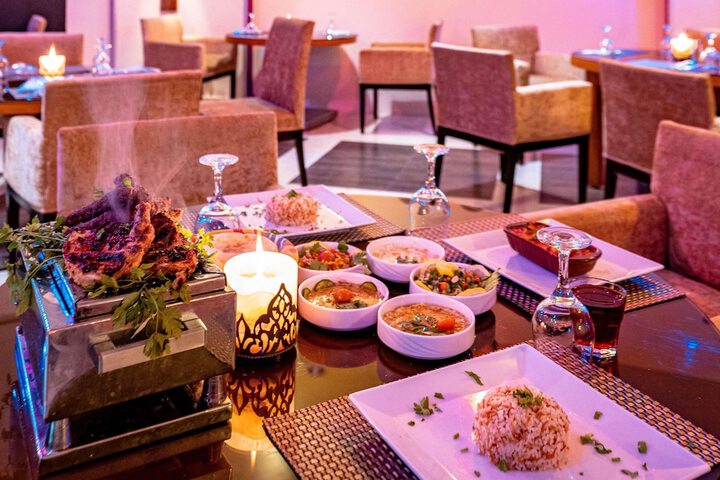 Dining 136 of 198