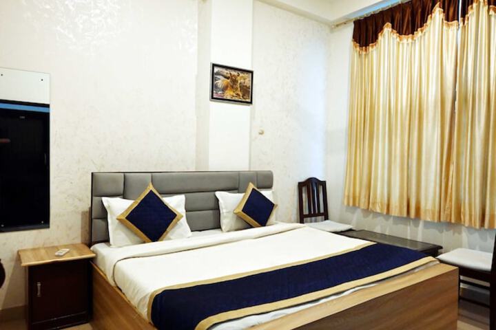 Room 5 of 22
