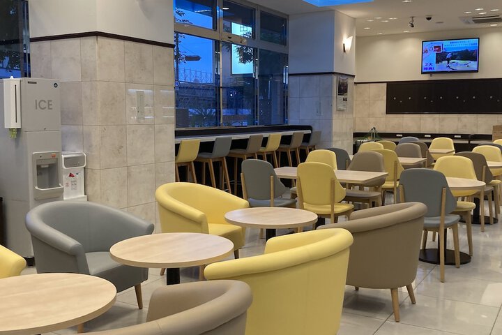 Guest Lobby