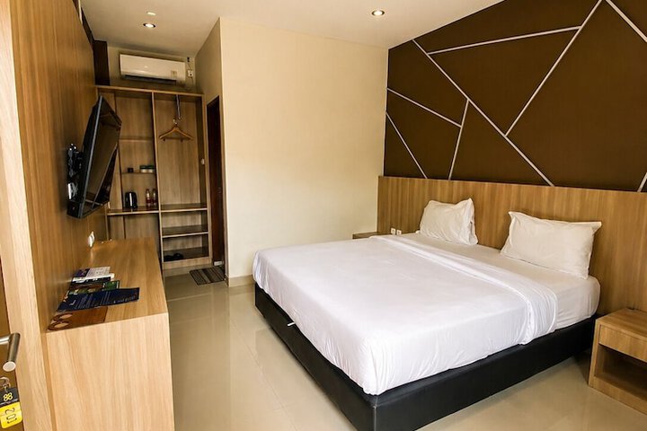 Room 6 of 31