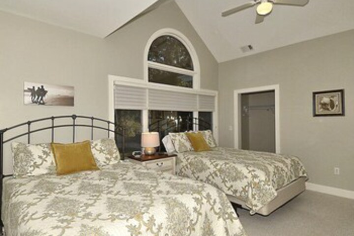 Room 42 of 48