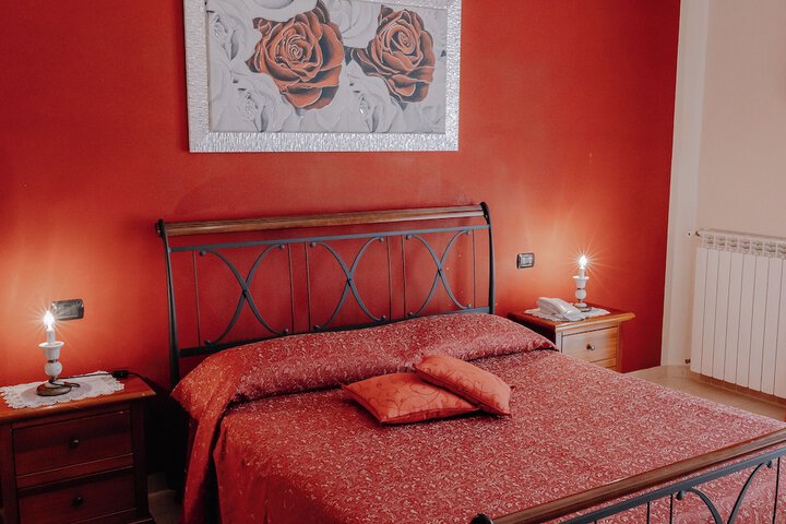 Room 10 of 36