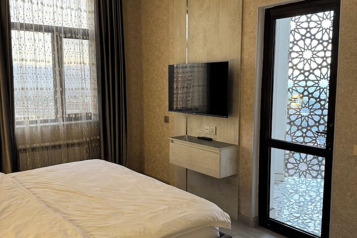 Room 14 of 68
