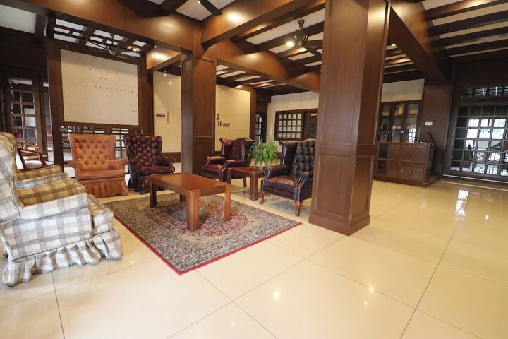 Lobby Entry