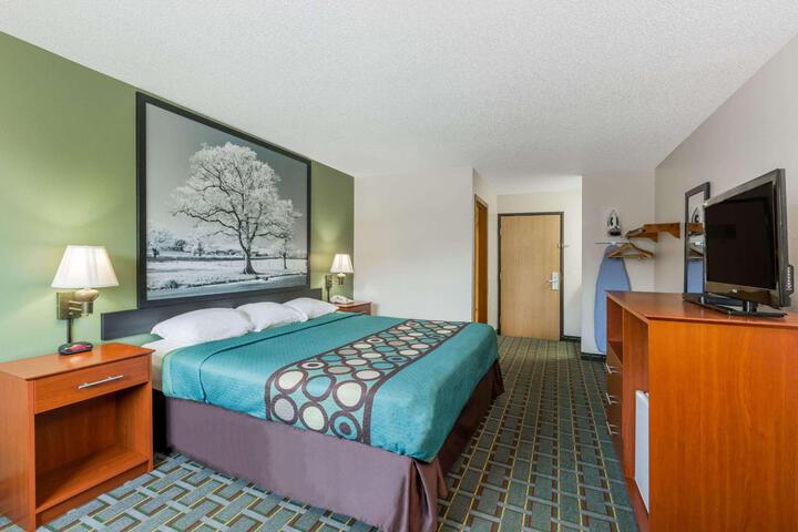Double Accessible King Size Bed (1 of 2)